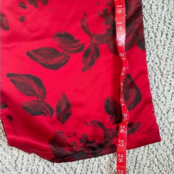 NWT Natori Pajama Pants Silky Red Black Floral Size Small - Picture 3 of 6